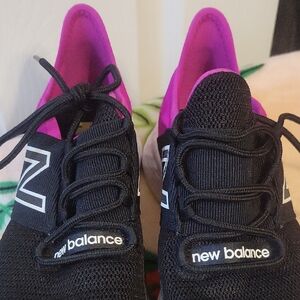 New Balance Women's Black and Pink Sneakers